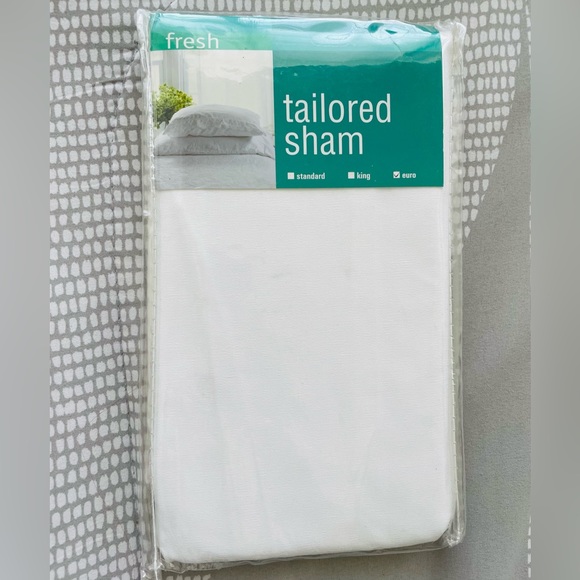 Poplin Tailored Pillow Euro Sham 26”X 26” - Picture 3 of 3